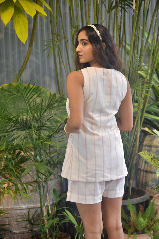 Creamy Berry Shorts